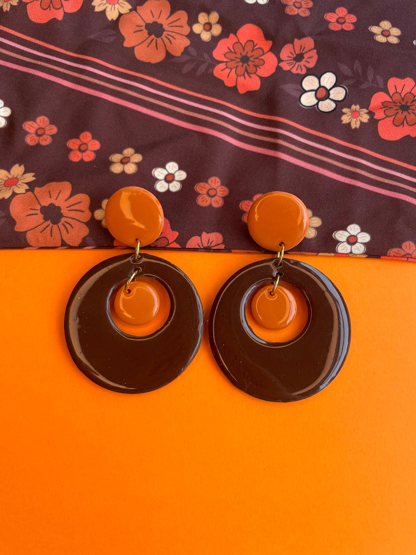 70s Retro Groovy Burnt Orange Circle Earrings