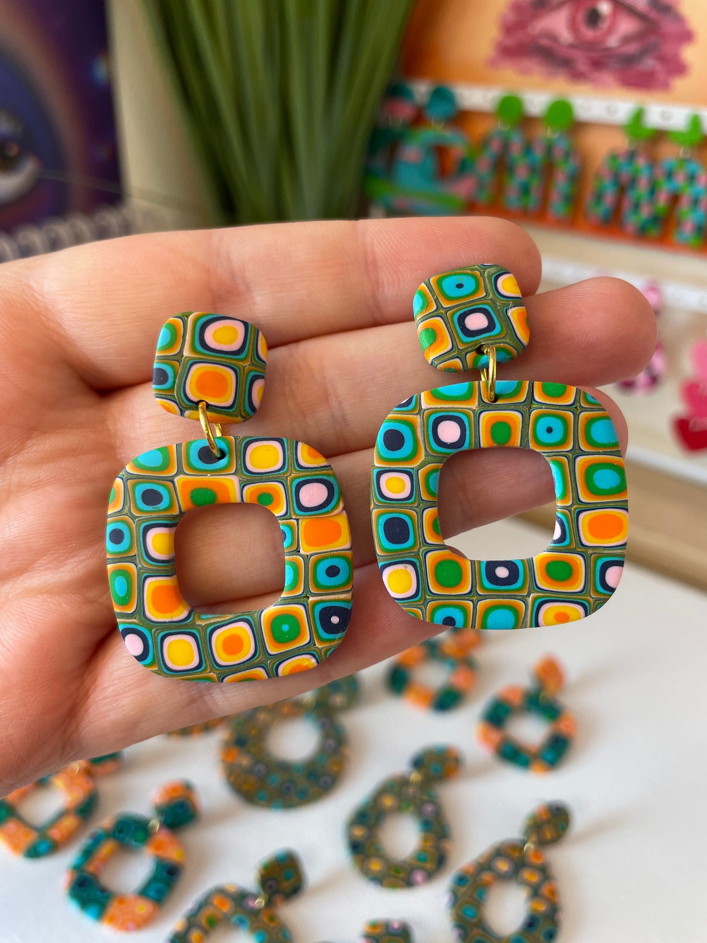 Retro 70s Rounded Square Geometric Earrings