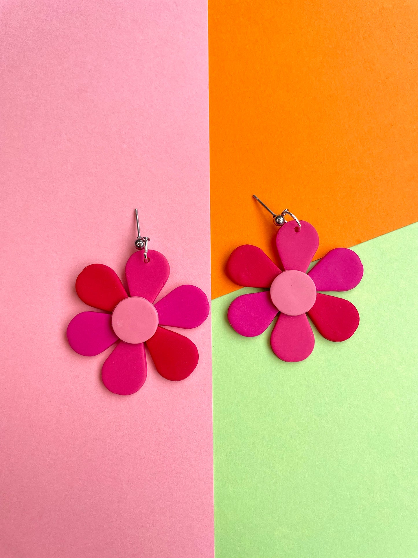 Pink Daisy Flower Summer Earrings